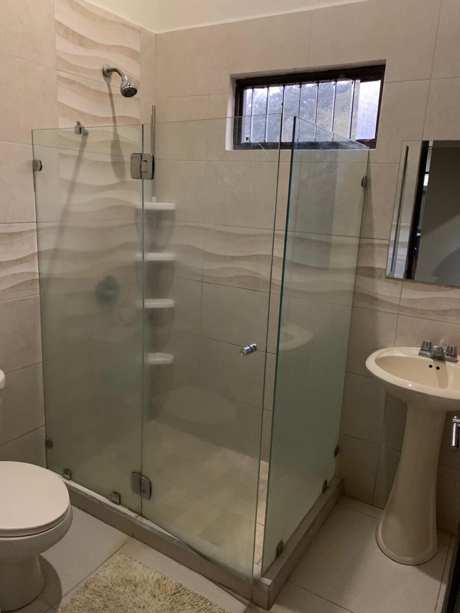 67103139-246a-4749-803f-1d09966da5ef