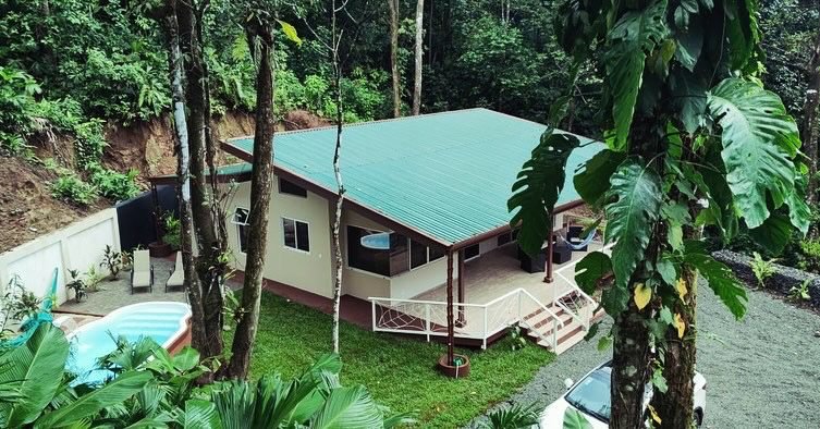 9D7FB2DB-4A97-4273-B73B-53EC68CBD07C