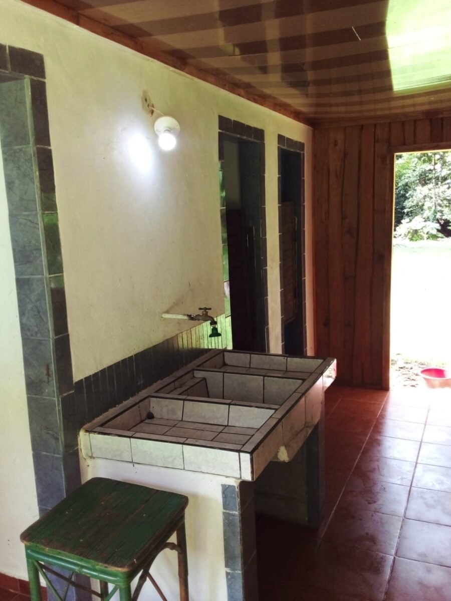 d5e8daea-3a46-4c7a-b5b7-8ea42704c4b8